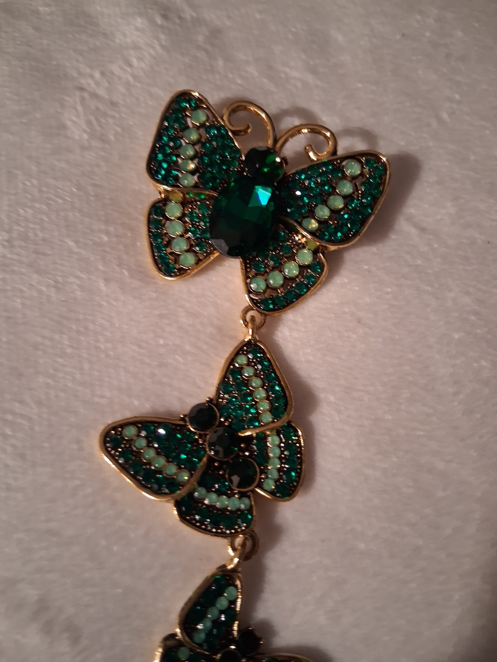 Green Crystal3 Butterfly Dangle Brooche- Gold Tone